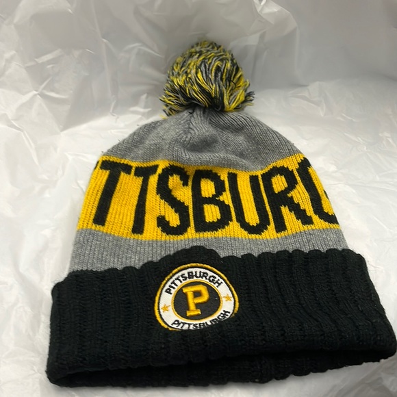 12 Semper Fi ChokoLids Pom Beanie Pittsburgh Pirates Steelers Penguins SP101 Hat - Picture 1 of 5